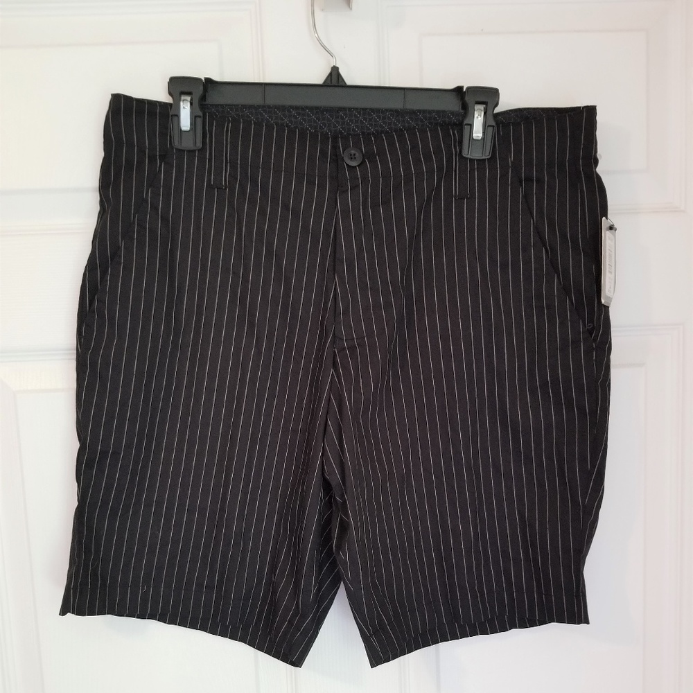 Bruno New York Men's Shorts NWT 34W Black Striped